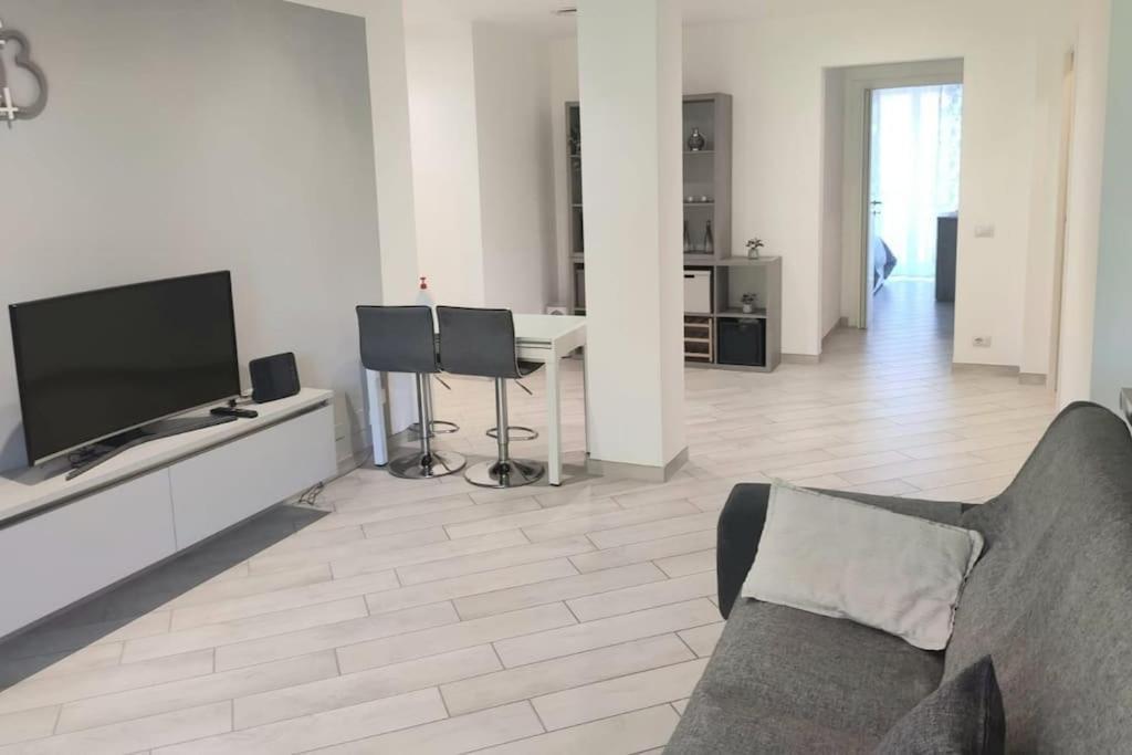 Ampio Bilocale In Zona Porta Vittoria / Corso Lodi Apartment Милано Екстериор снимка